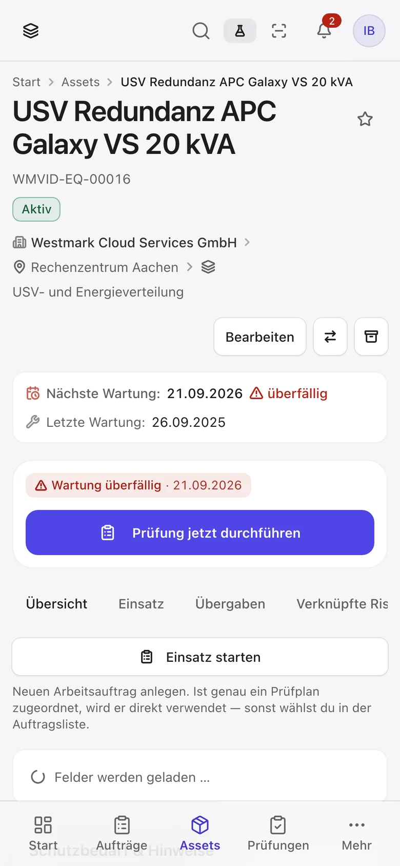 Asset-Seite am Handy nach dem Scan: USV mit fälliger Wartung und „Prüfung jetzt durchführen“